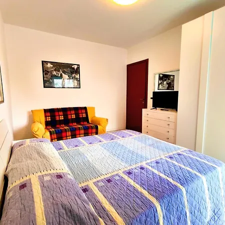 Hola Lighthouse Апартаменты Лидо-ди-Езоло