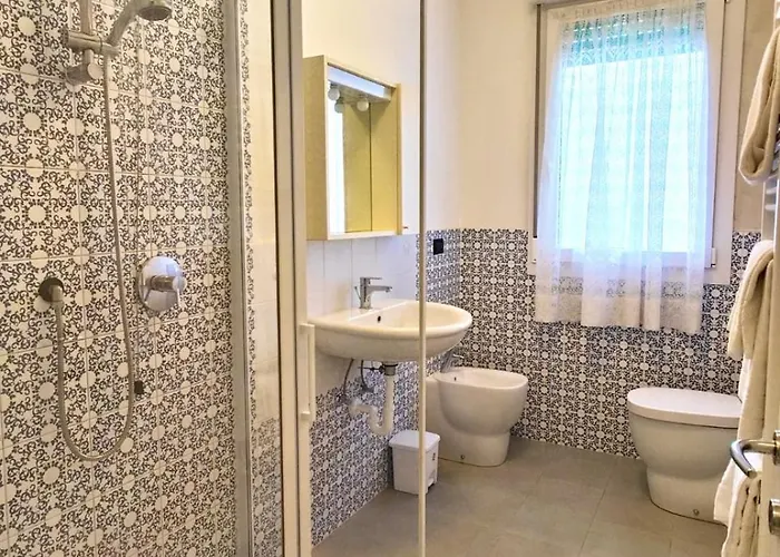 Hola Lighthouse * Лидо-ди-Езоло